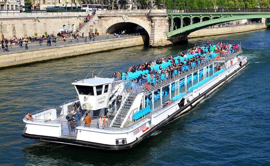 Ccroisière sur la Seine à Paris