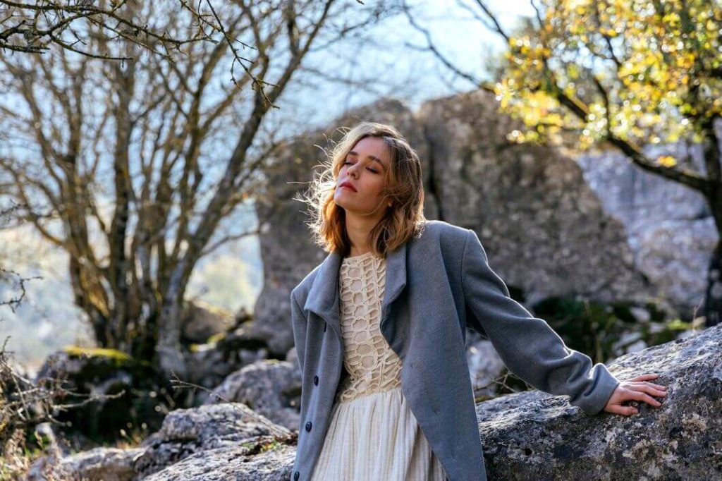 Femme retrouve la joie de vivre